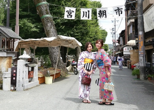 「宮川朝市」風景