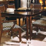 ウォールナットのダイニングテーブル＆チェア