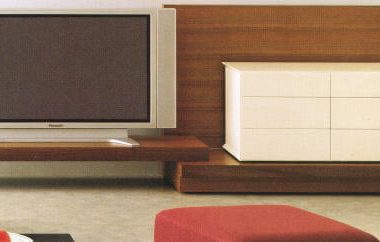 実用性を考慮したテレビボードのコーデテクニック