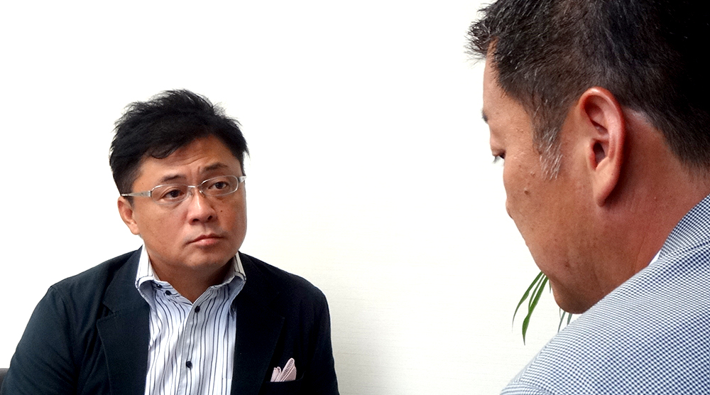 昭和西川社長対談風景