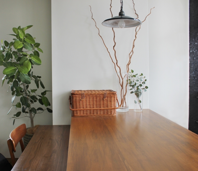 無垢材家具と突板家具って何が違うの?