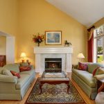 リビングをよりエレガンスに！クラシック調リビングテーブルの魅力